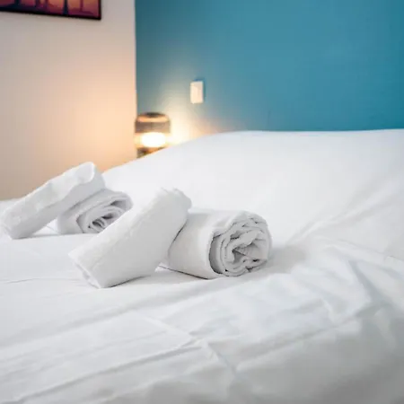 Les Rives Du Clain - Sublime T4 Au Bord De L'eau *